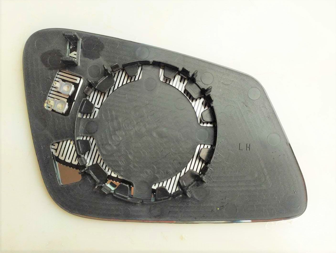 AYNA CAMI BMW 5 SERİSİ E60 F10 F11-6 SERİSİ F12 F13- 7 SERİSİ F01 F02 2010- ISITMALI SOL