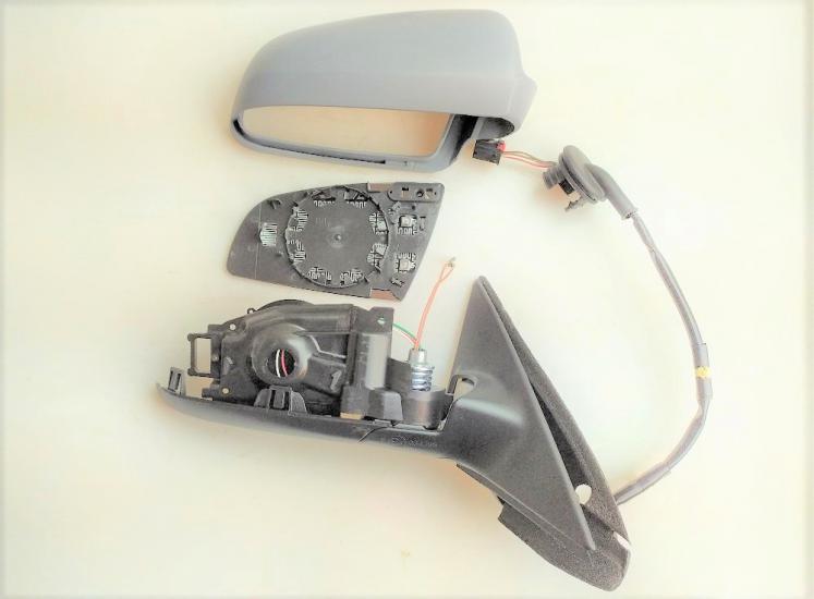 DIŞ DİKİZ AYNA AUDİ A3 3D 2003-2008 ELEKTRİKLİ KATLANIR ISITMALI ASTARLI 3 KAPI SAĞ